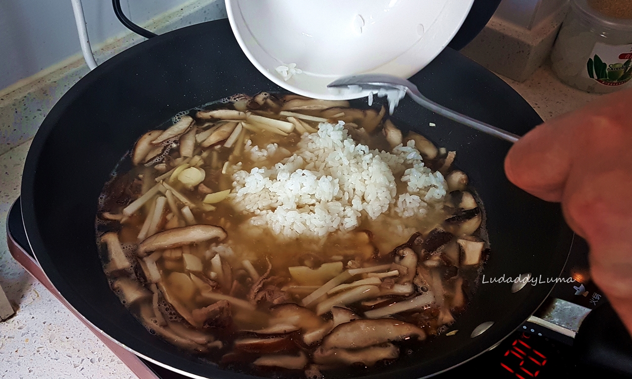 【食譜】香氣四溢的香菇竹筍粥，原來多了這步驟就能超級香!