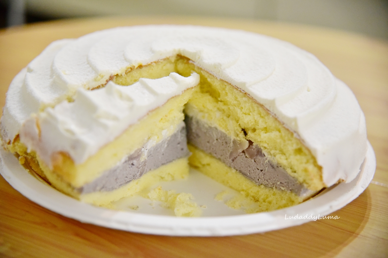 星巴克starbucks芋泥波士頓派│芋泥厚實、不甜不膩好吃的蛋糕甜點