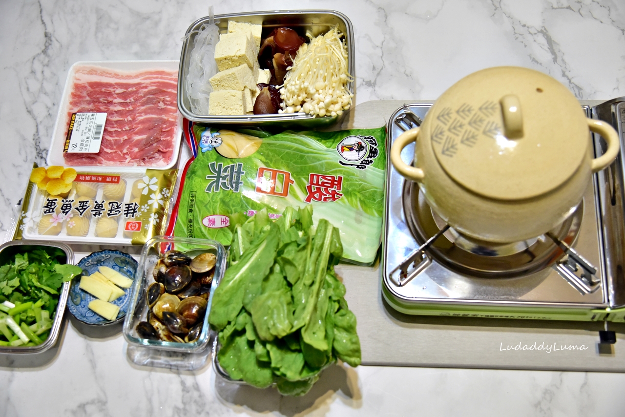 酸菜白肉鍋食譜│熬製酸爽開胃的鮮美湯底‧四季皆宜的鍋物