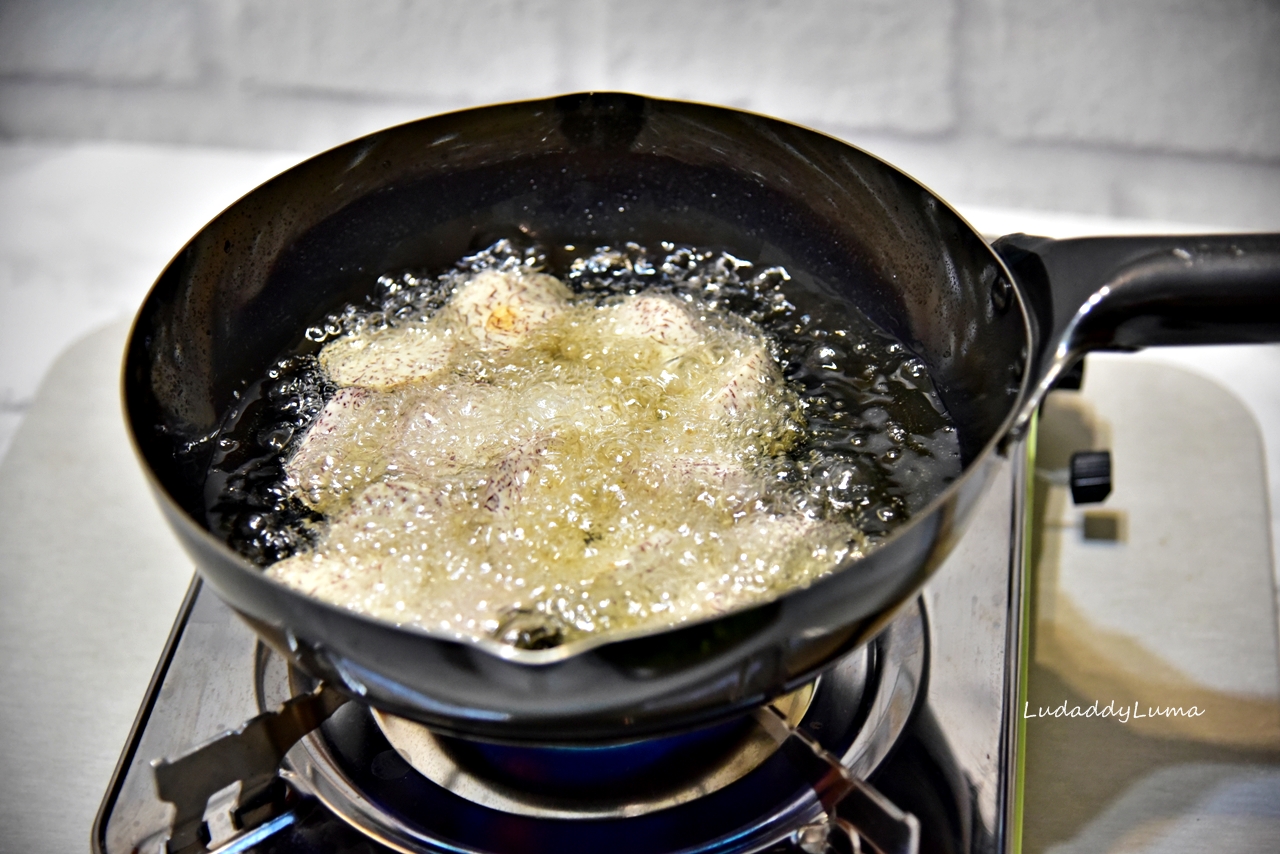 【食譜】湯頭濃郁香氣誘人的芋頭香菇排骨酥湯