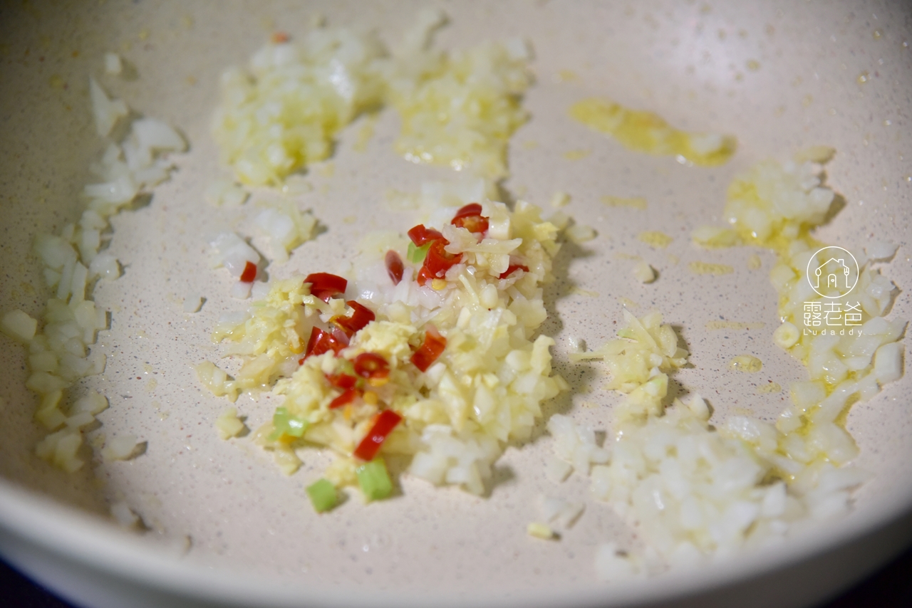 生菜蝦鬆│清脆鮮滑、逢年過節都能上桌的好菜