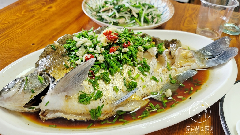 【食譜】清蒸魚｜淋上調製鮮香蒸魚醬汁，簡易做出餐廳級魚料理