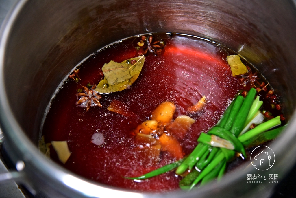 【食譜】滷豆干｜香氣四溢又軟嫩多汁的家常滷豆干方法！