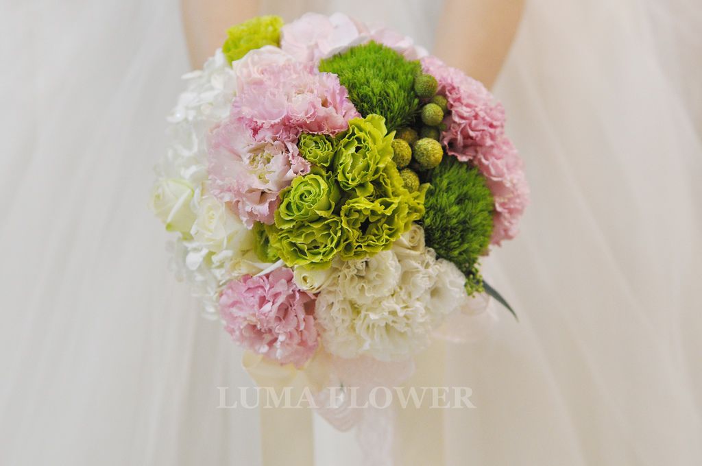 【婚禮花藝 Wedding Flowers】白粉帶綠的清新款新娘捧花.胸花 @露老爸&amp;露瑪