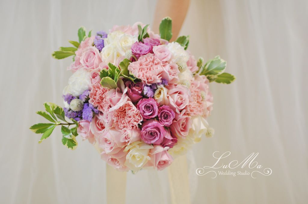 【婚禮花藝 Wedding Flowers】微層次中帶著設計感的粉色甜美分享捧花 @露老爸&amp;露瑪